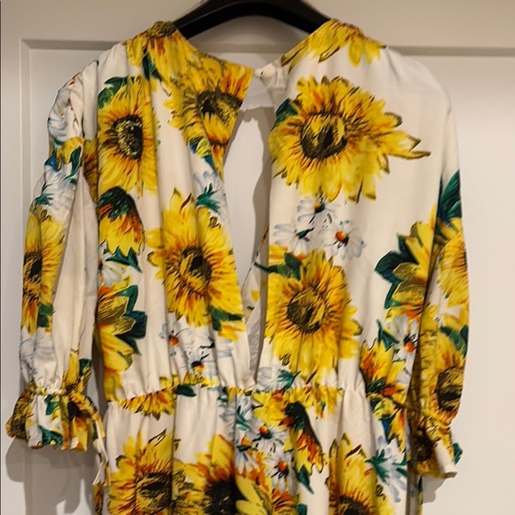 Sunflower Contemporary sundress - Picture 4 of 7